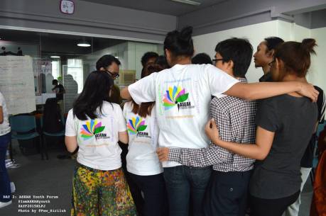 The ASEAN youths together were holding each other to be the one to protect human rights in the region. AYF, Kuala Lumpur, Malaysia, 2015.